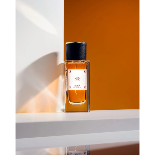 Parfum She dari Moen untuk Unisex dengan aroma 